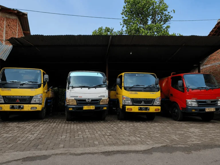 armada truk - Jasa Sedot Limbah Semarang CV. Rodamas